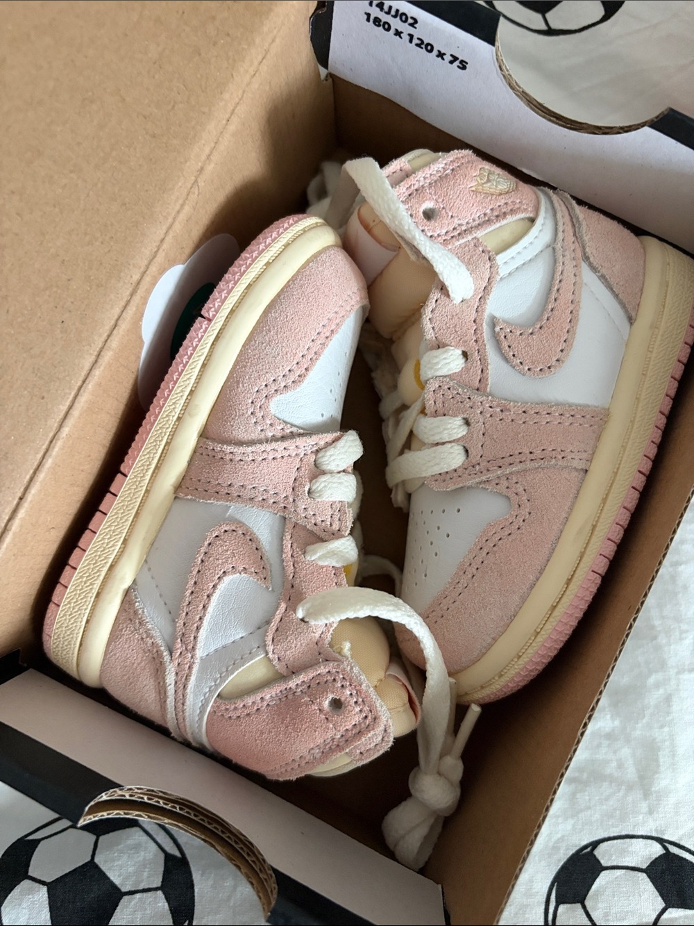Toddler girls Jordan 1 High-Top Sneakers